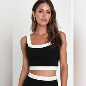 NWT! Lulu's Boutique Brand Black and White Fitted Crop Tank Top